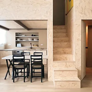 Design & Comfort In Nolo M1 Metro Apartment